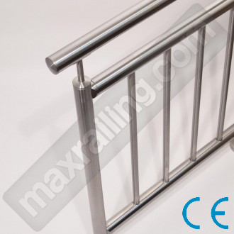 Иноксови парапети с вертикални тръби ф20 и хоризонтални ф40